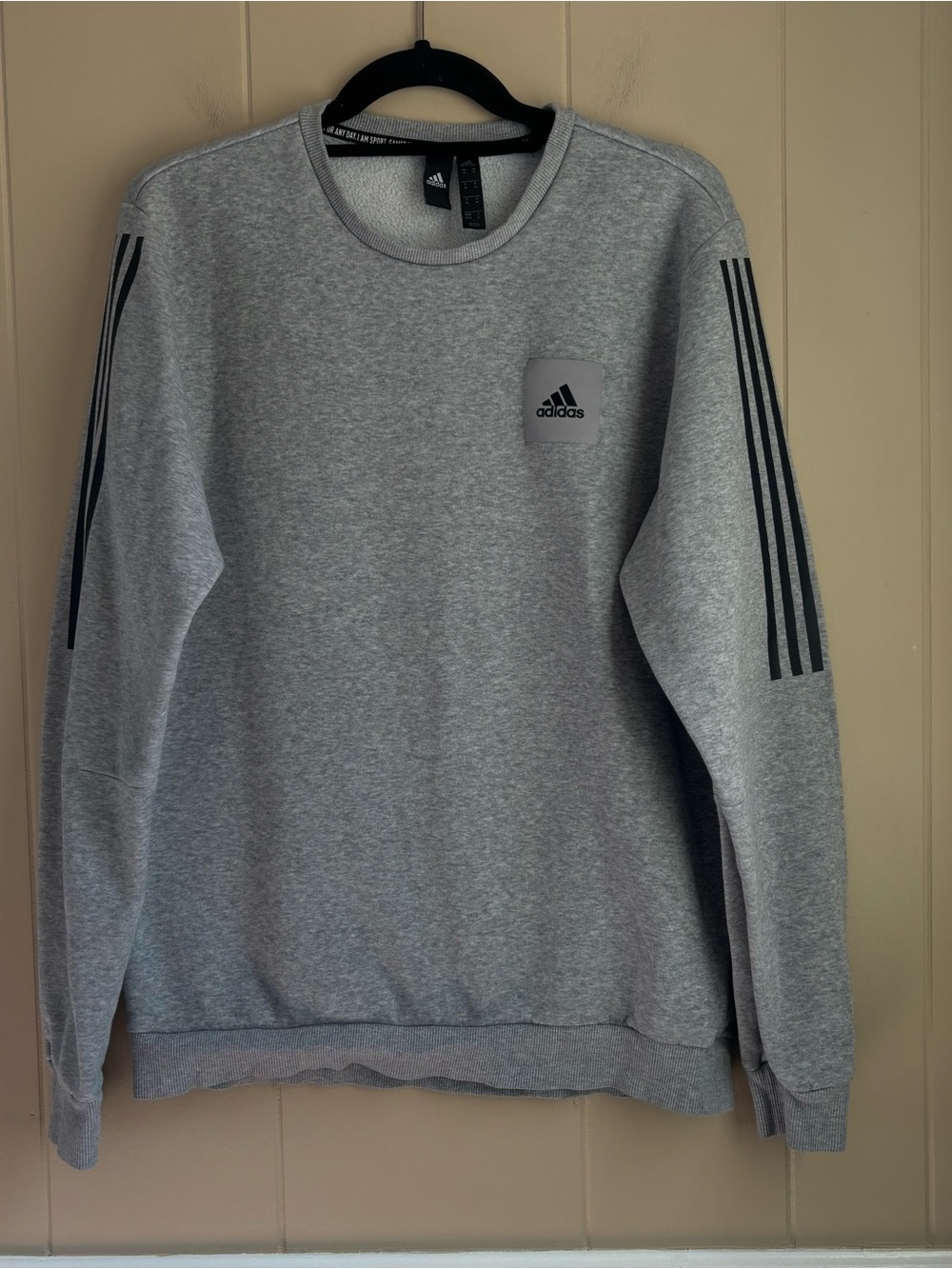 Adidas Men’s Grey 3-Stripe Crewneck Sweatshirt - Size Medium. NWOT